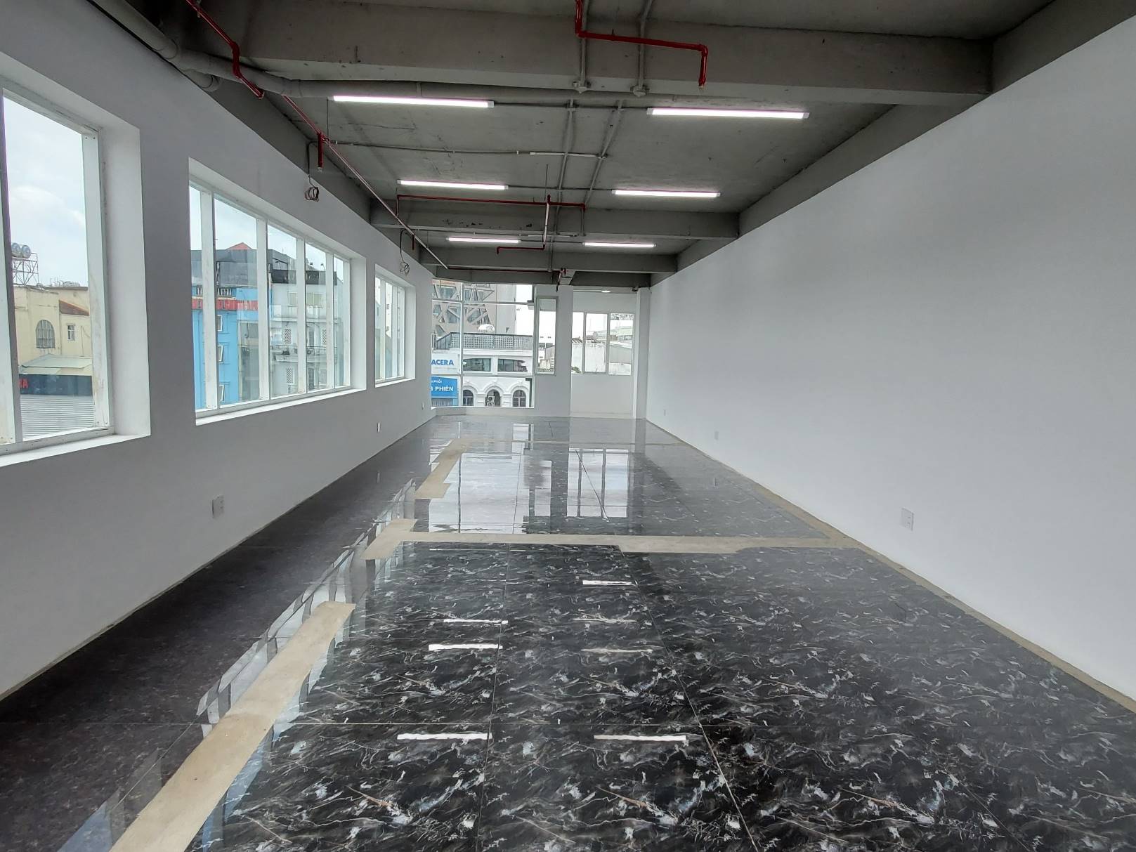 Văn phòng trọn gói tại Sabay Office • 38 Cộng Hòa, Phường 4, Quận Tân Bình - Vlook.vn