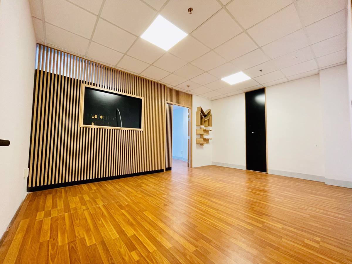 văn phòng trọn gói Sabay Office • Hồng Hà, 11A Hồng Hà, Phường 2, Quận Tân Bình - Vlook.vn