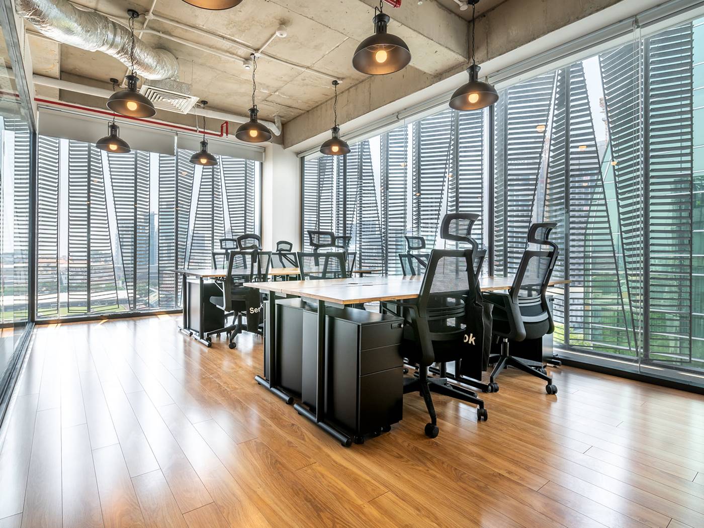 Văn phòng trọn gói tại Serepok • Anh Minh Tower, 56 Nguyễn Đình Chiểu, Phường Đa Kao, Quận 1 - Vlook.vn